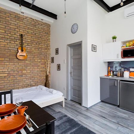 K10 A Kazinczy Apartment Budapest Esterno foto