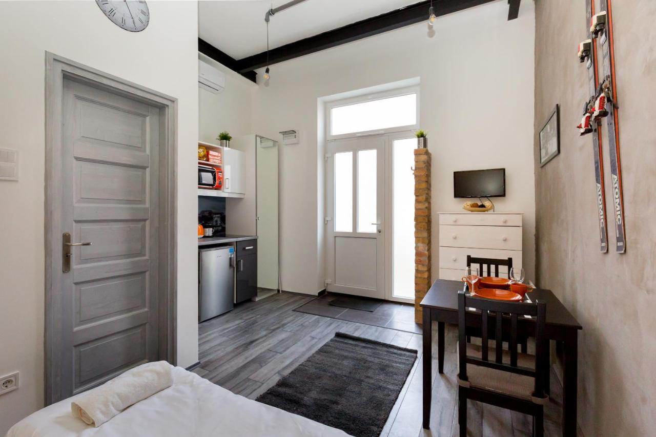 K10 A Kazinczy Apartment Budapest Esterno foto
